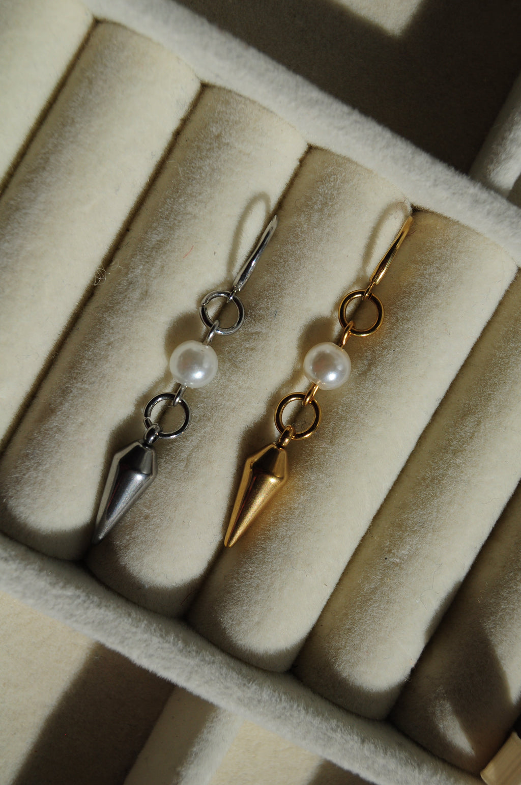 Chelsea earrings