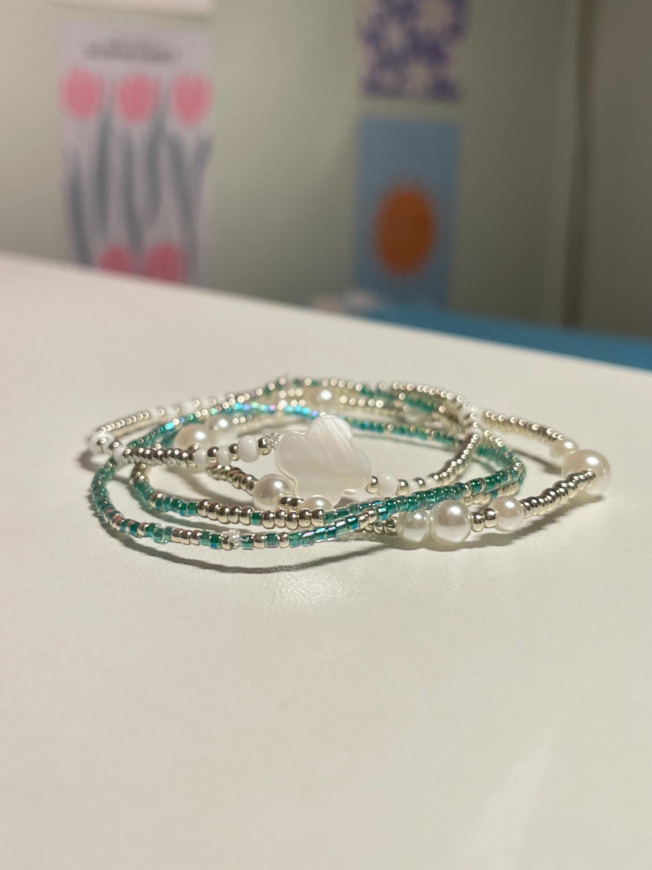 Bracelet stack - green